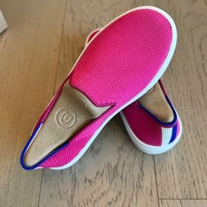 NWT Rothy's Kids Slip On Sneaker, Bubblegum Pink, Size 11